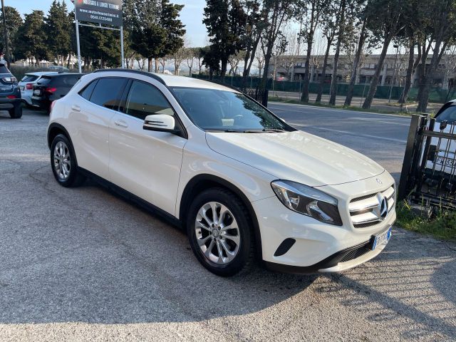 MERCEDES-BENZ Mercedes-benz GLA 180 d Automatic Premium