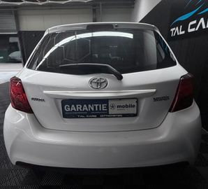 Toyota Yaris - 10
