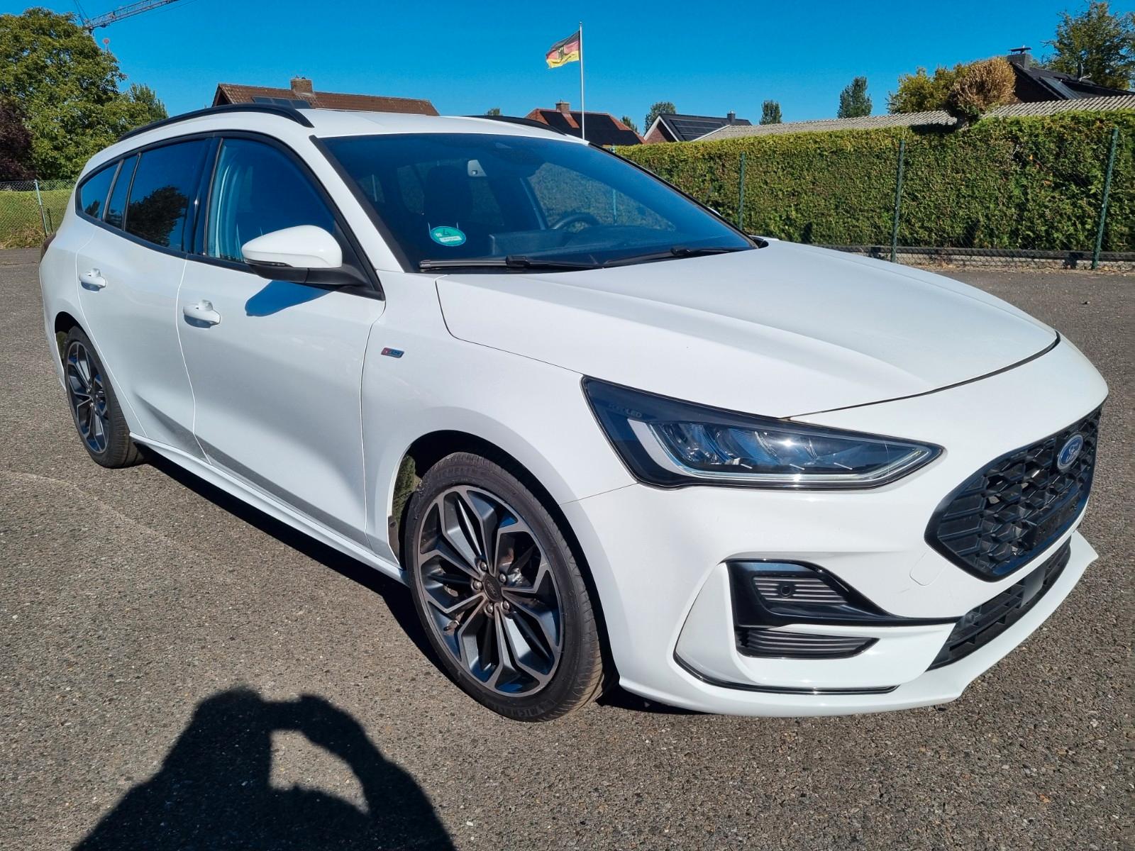 Ford Focus Turnier ST-Line X Navi/Kamera