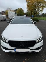 Mercedes-Benz E200 Avantgarde-Scheckheft,92tkm,Top Ausstattung - Mercedes-Benz Gebrauchtwagen Privatanbieter