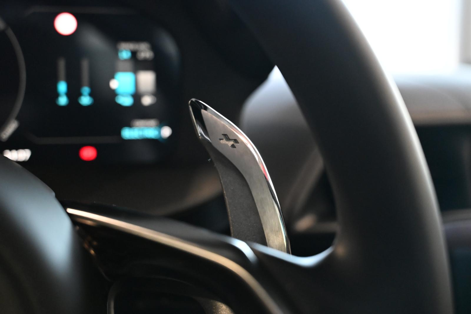 McLaren Artura MSO Ceramic Grey/Tech Lux/Technology Pack