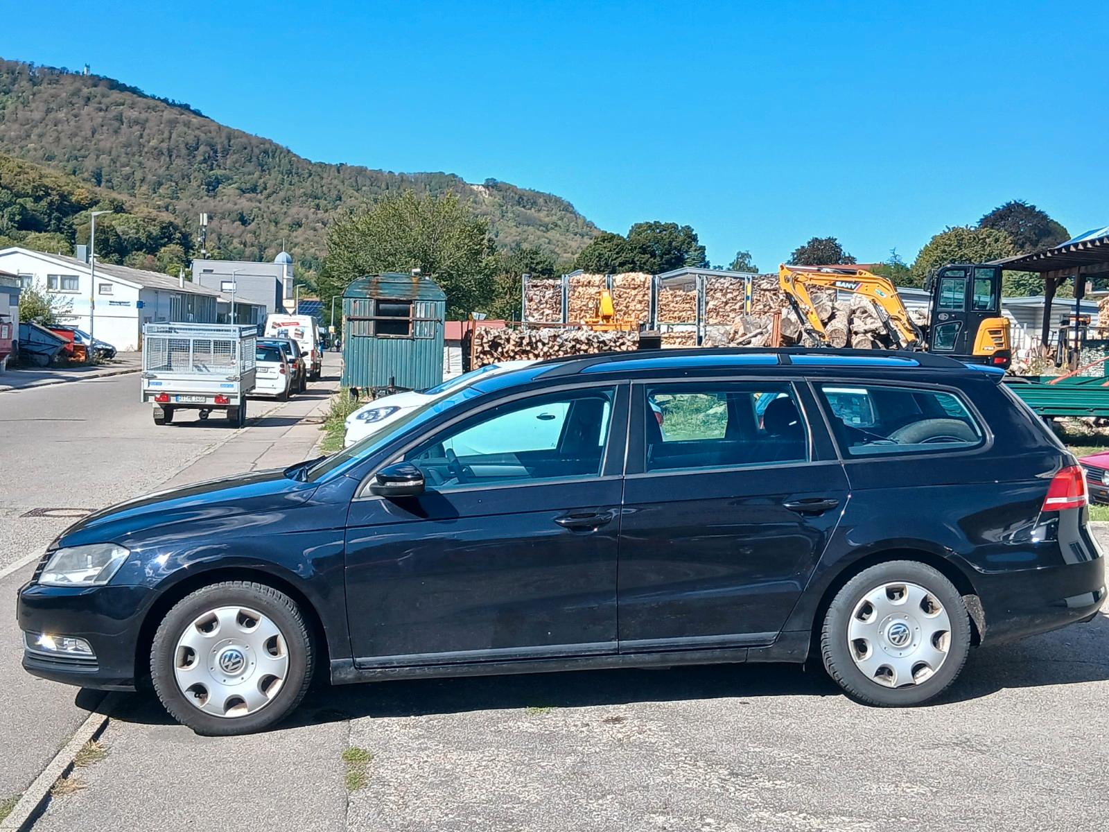 Volkswagen Passat 2011 — photo 8