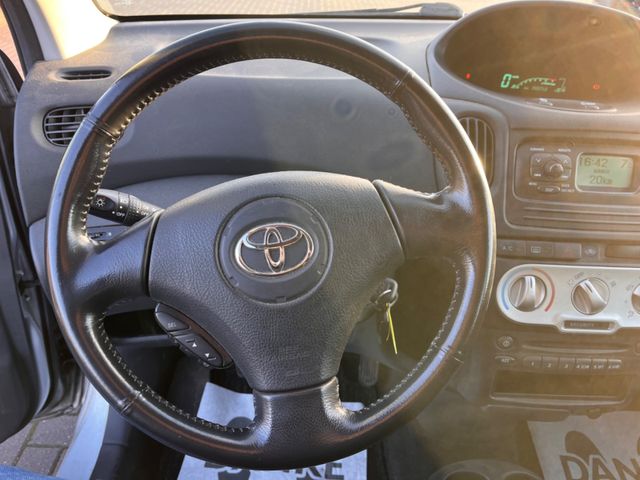 Toyota Yaris  Verso 1.3 Sol