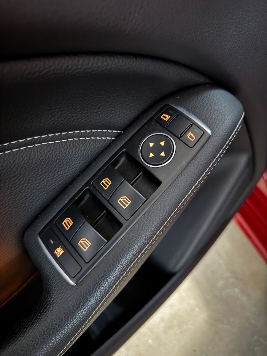 Fahrzeugabbildung Mercedes-Benz B 200 7G-DCT SPORTPAKET URBAN AMG NIGHT COMAND