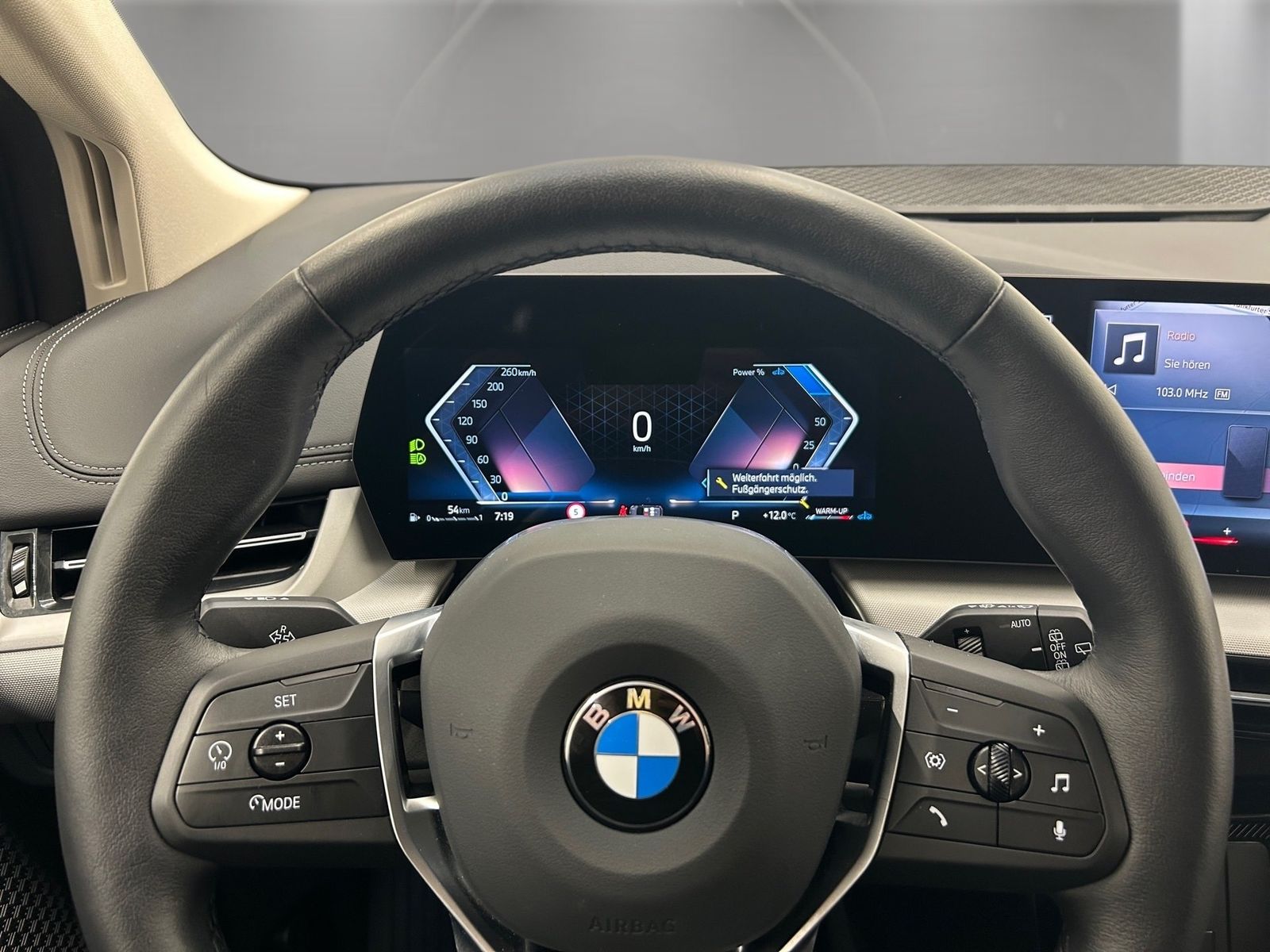 BMW 220 Active Tourer - Bild 10