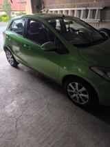 Mazda 2  ab Mitte August abzugeben  - Mazda 2: Grün
