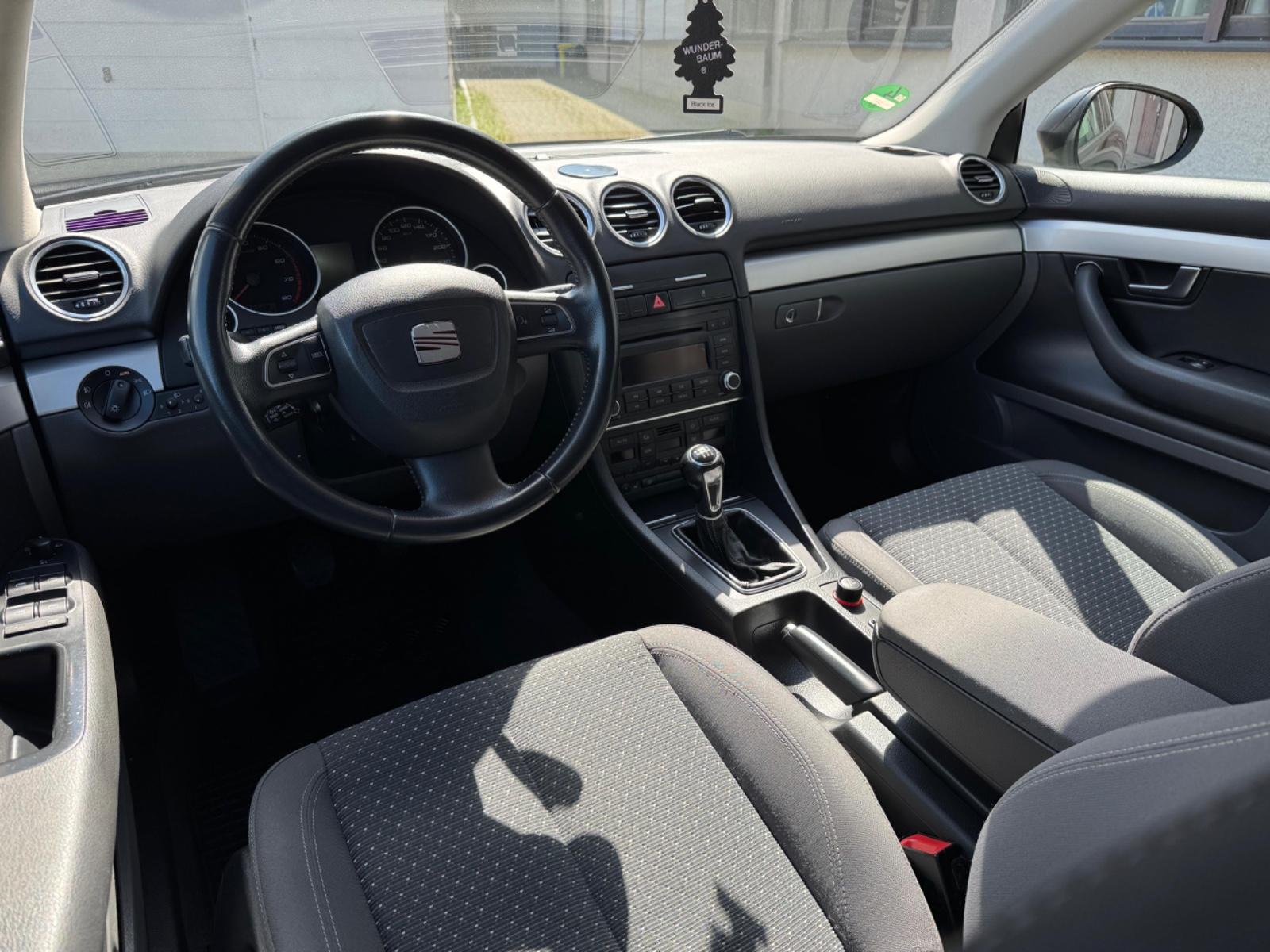 Seat Exeo 2010 — photo 11