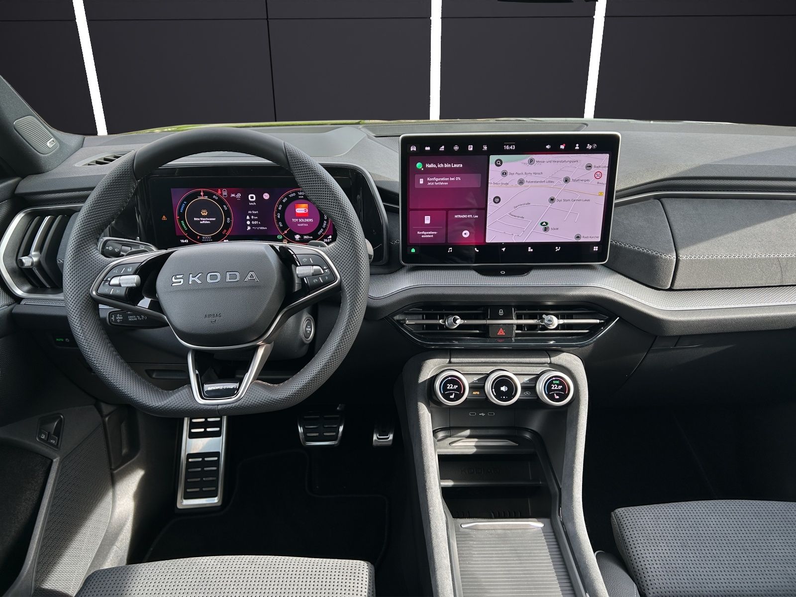 Fahrzeugabbildung SKODA Kodiaq 1.5 TSI iV Sportline AHK MATRIX HUD