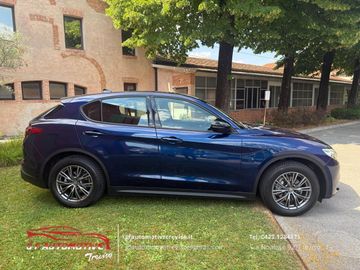 Alfa-Romeo Stelvio - 7