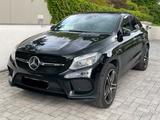 Mercedes-Benz  Coupé 4MATIC PANO AHK SPORT AUSPUFF - schwarze Mercedes-Benz GLE 43 AMG