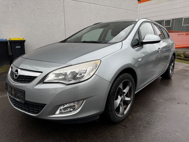 Opel Astra J Sports Tourer Design Edition Tempomat