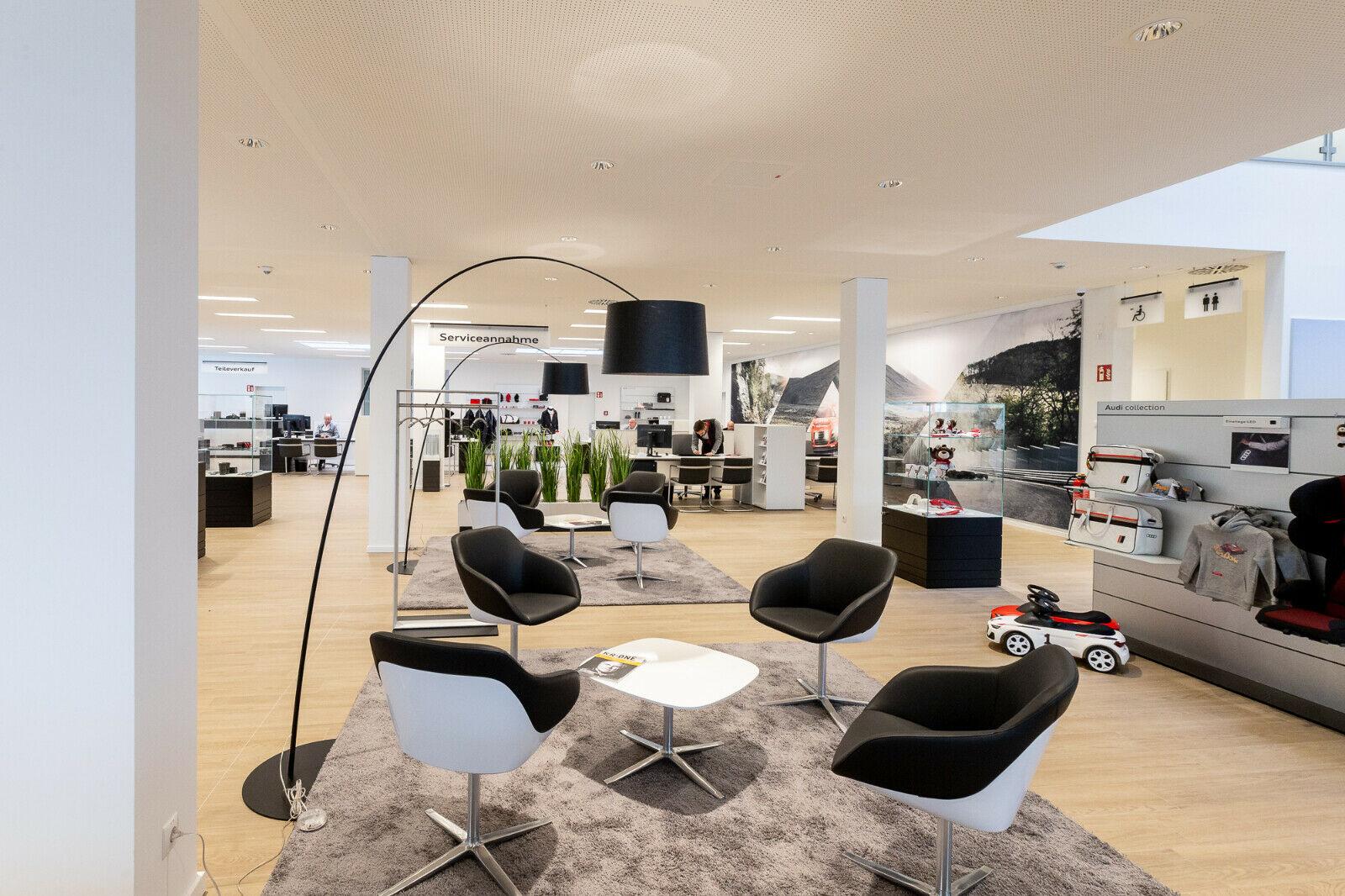 showroom-image-main