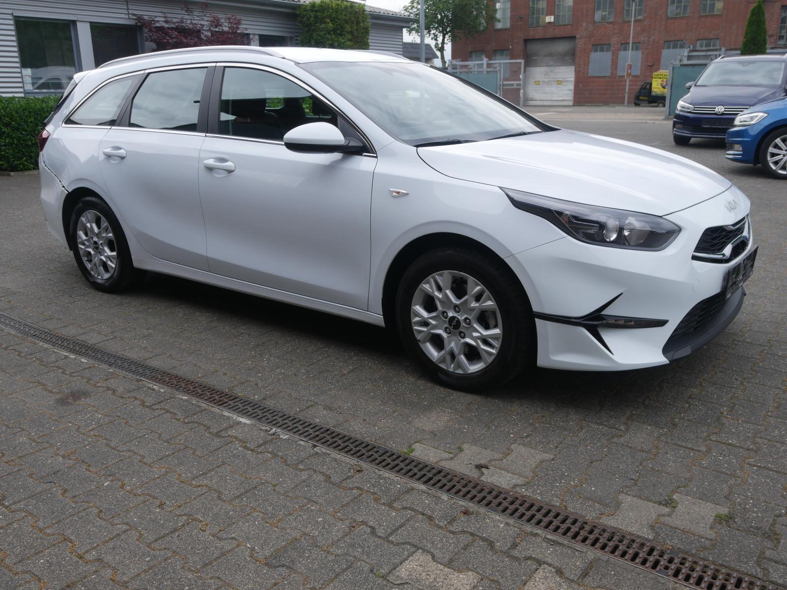 Kia ceed SW 1.5 Vision Comfort+ Navi Kamera