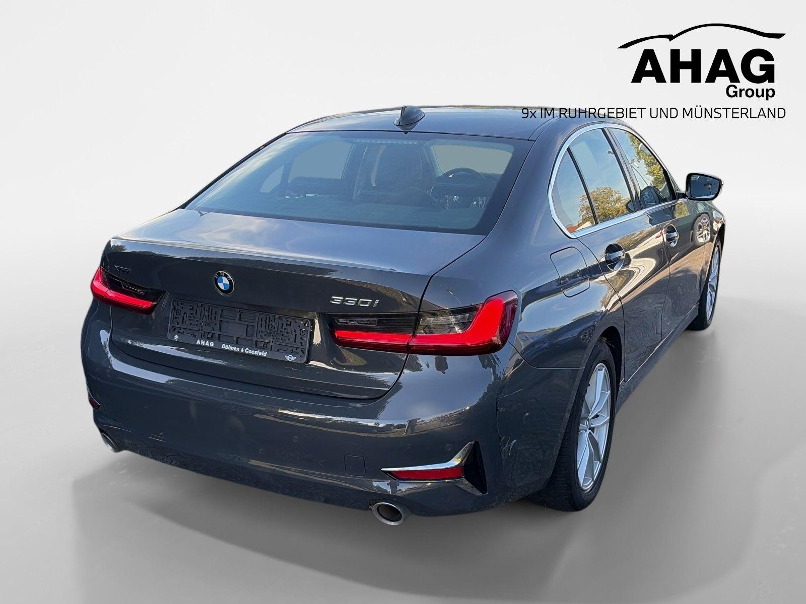 BMW 330i xDrive Limousine Luxury Line