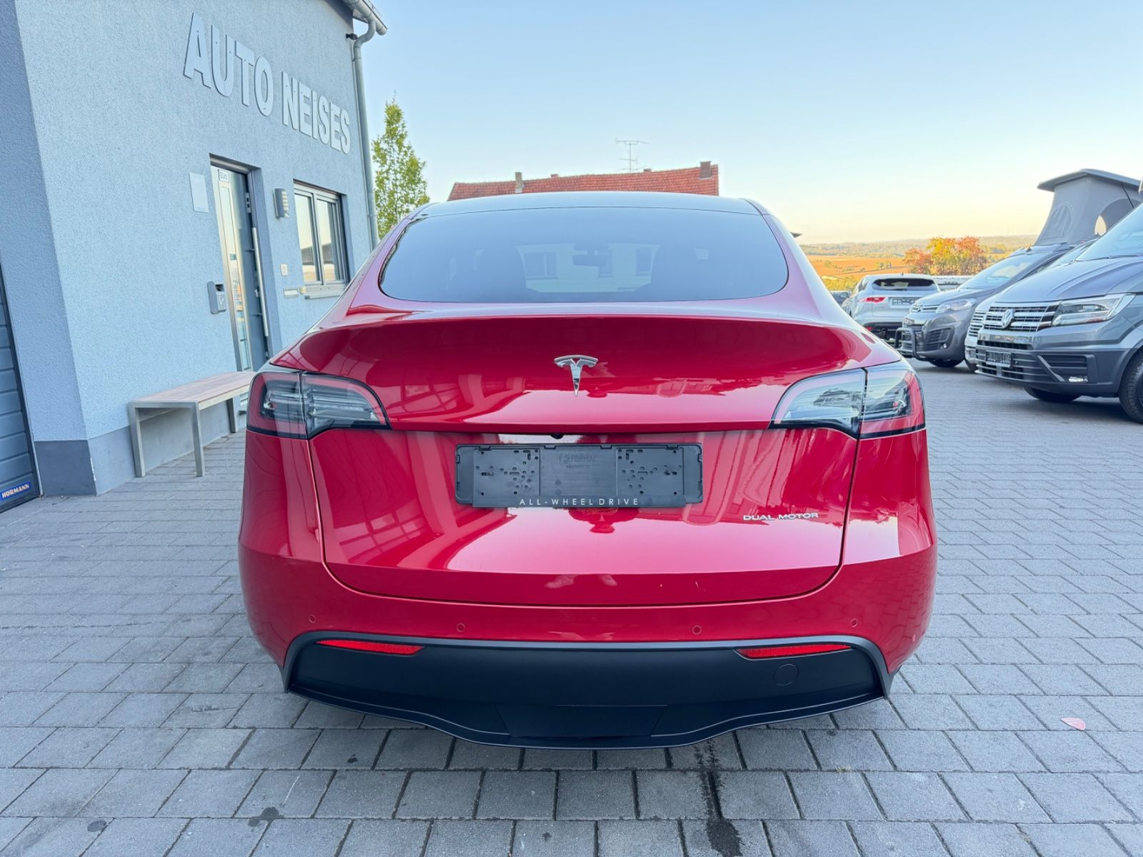 Tesla Model Y Long Range AMD RYZEN AHK 1. Hand foto 4