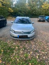 Volkswagen VW Passat limousine - VW Passat Gebrauchtwagen in Wiesbaden