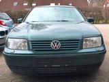 Volkswagen Bora 2.3 Highline Highline - Volkswagen Bora Highline mit Benzin-Antrieb