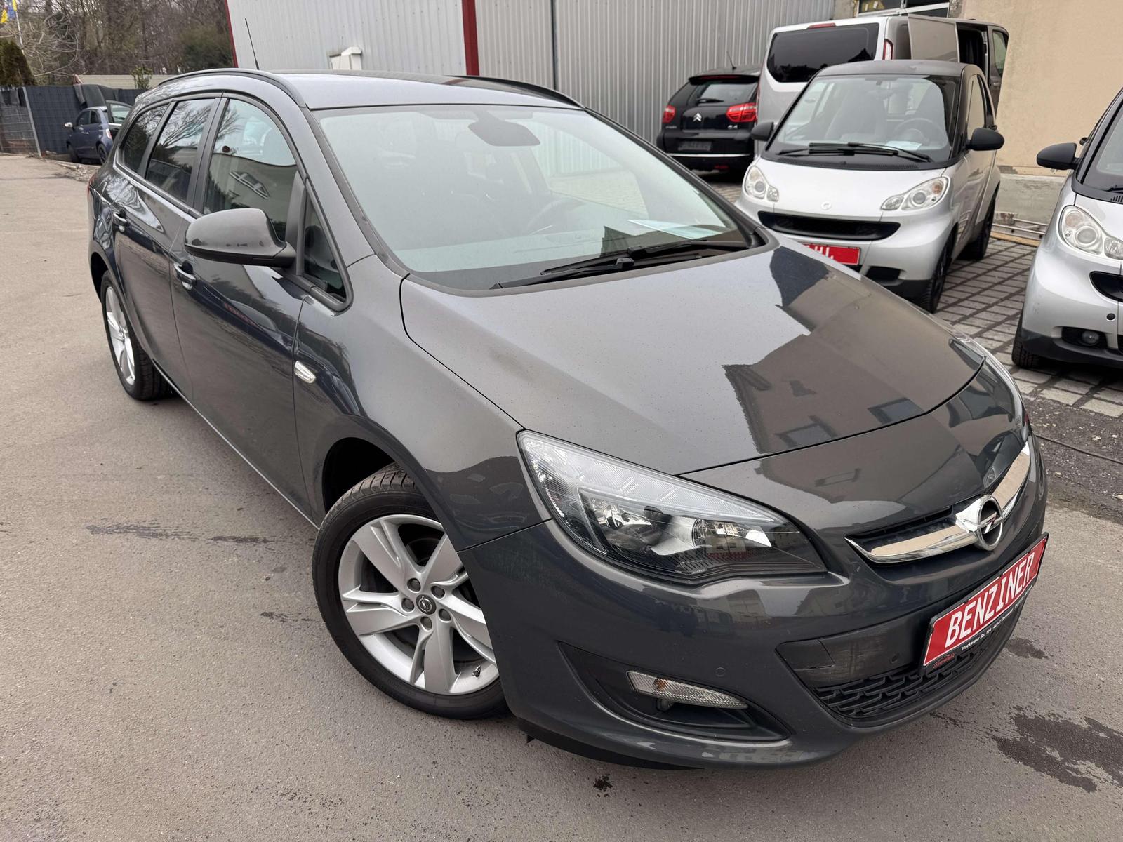Opel Astra Style/Temp/SHZ/LHZ/Klima/PDC/Alu/Isofix/TÜ