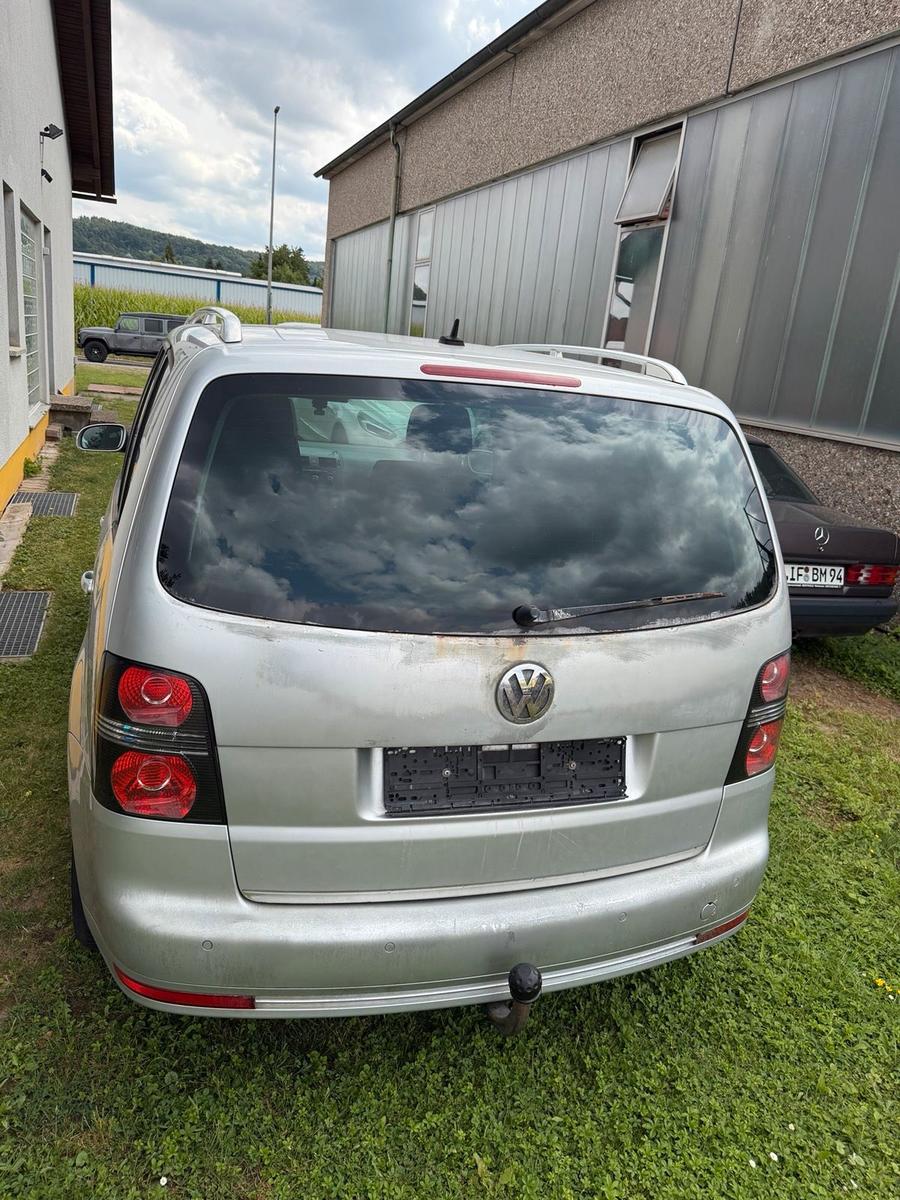 Volkswagen Touran 2004 — photo 5