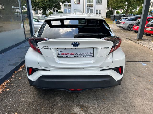 Fahrzeugabbildung Toyota C-HR Hybrid Team D+Kamera+Navi+LED+BT+PDC+SHZ+BC