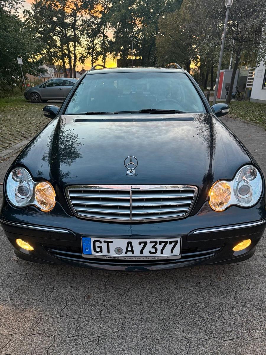 Mercedes-Benz C 220