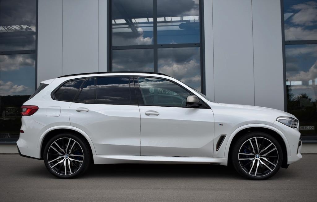 BMW X5 M50