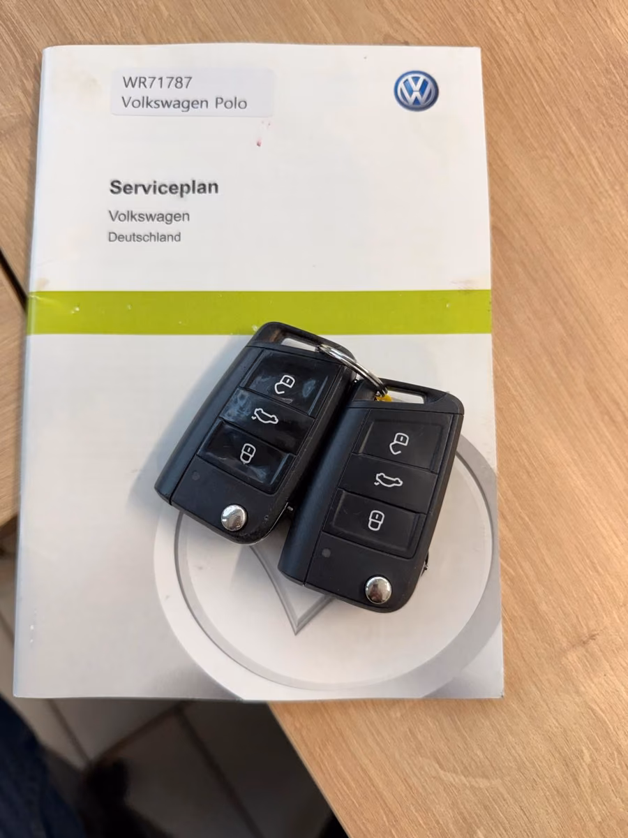 Volkswagen Polo 1,2 Lounge BMT DSG LED Navi SHZ Scheckheft