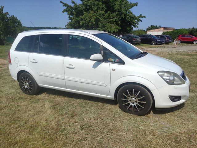 Opel Zafira b / 7 sitze