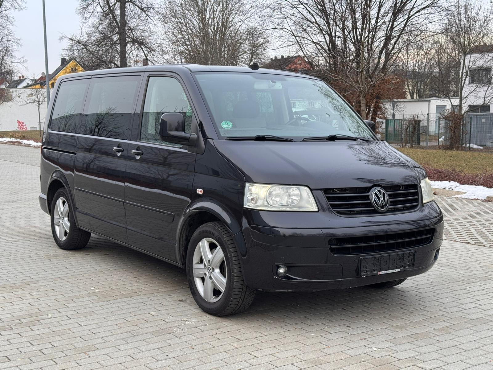 Volkswagen T5 Multivan 2.5TDI DPF United  TOP