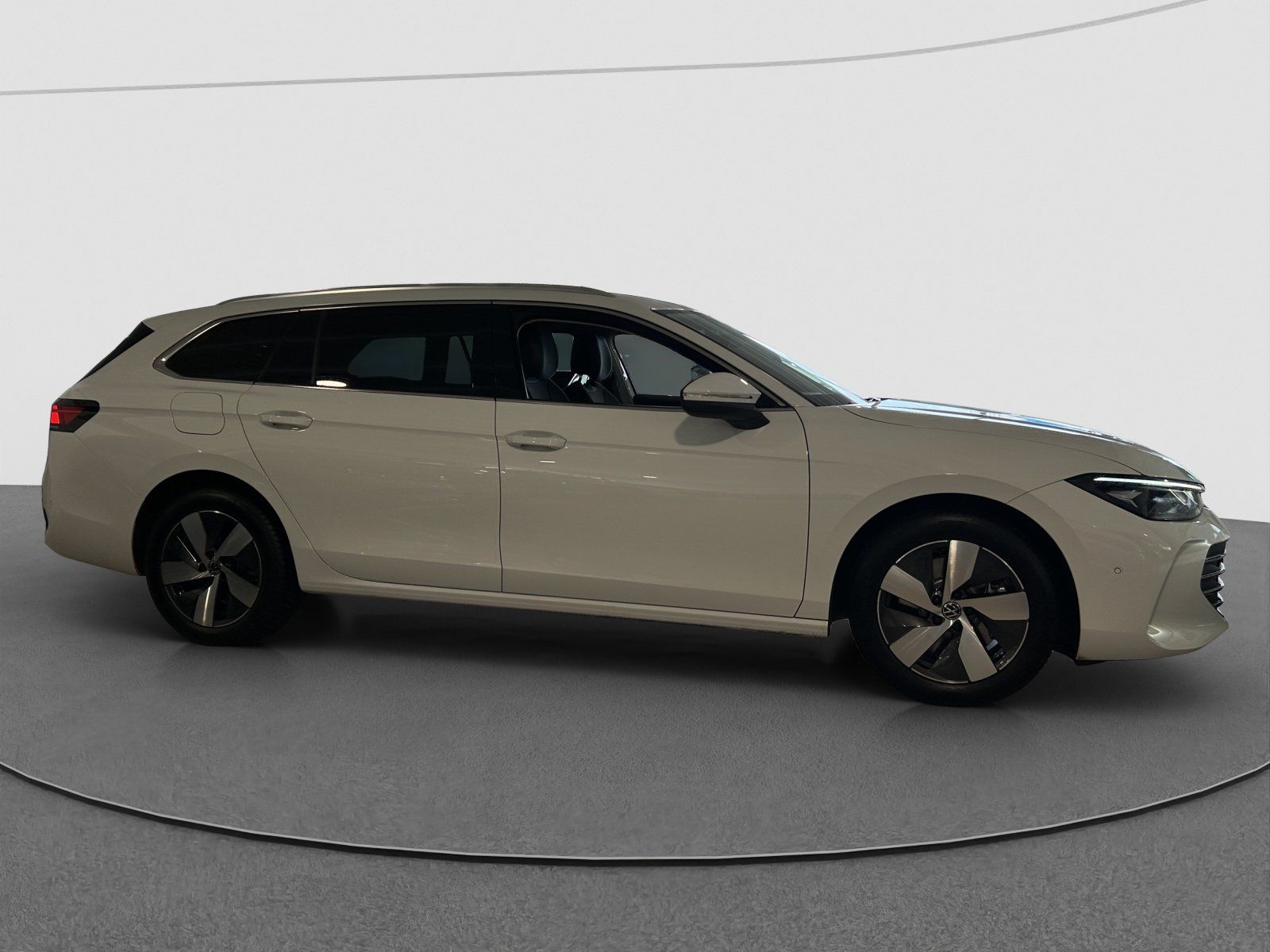 Volkswagen Passat Variant - Bild 11