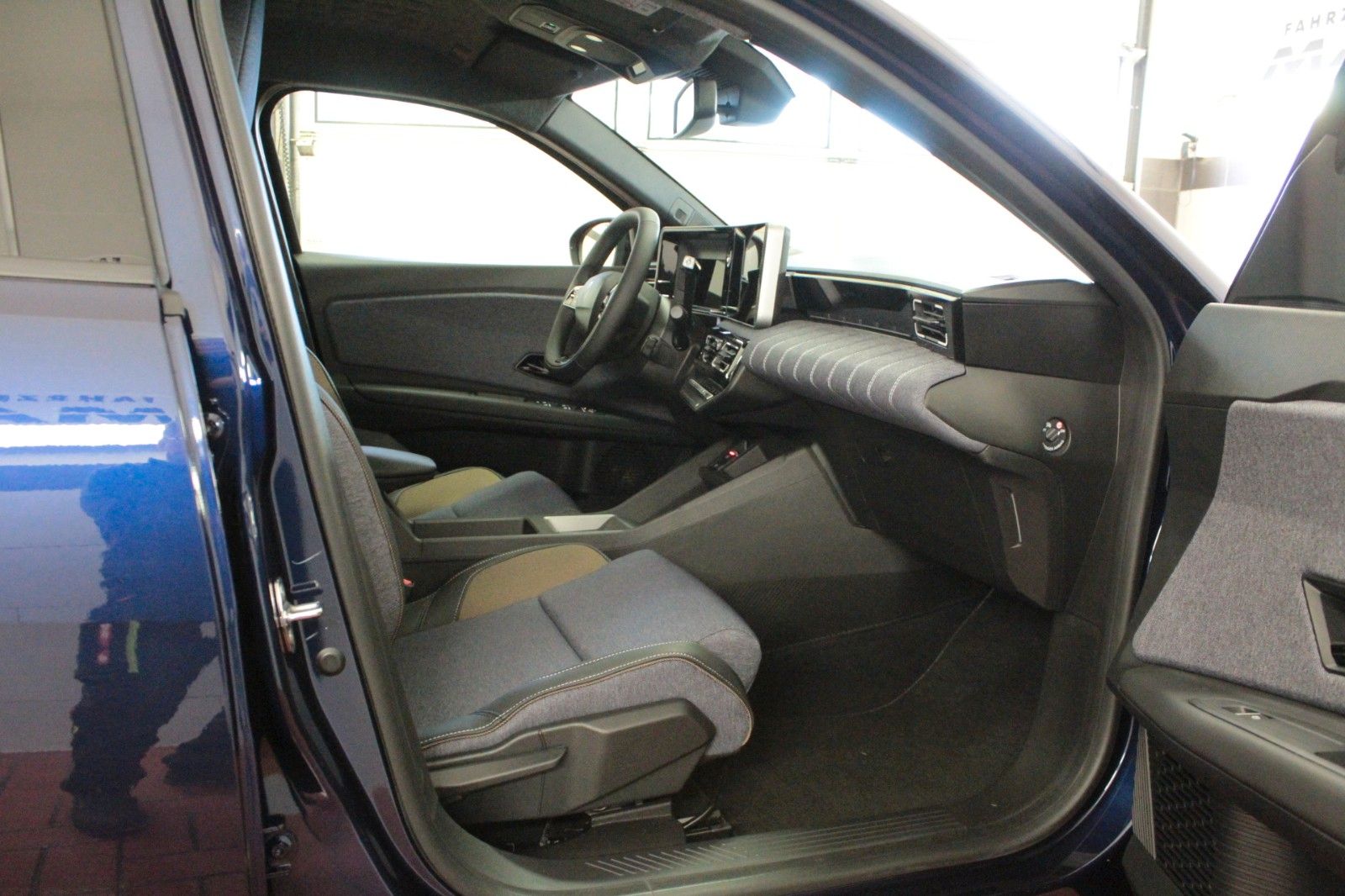 Fahrzeugabbildung Renault R 5  E-Tech Techno 120 Urban Range *Winterpaket*
