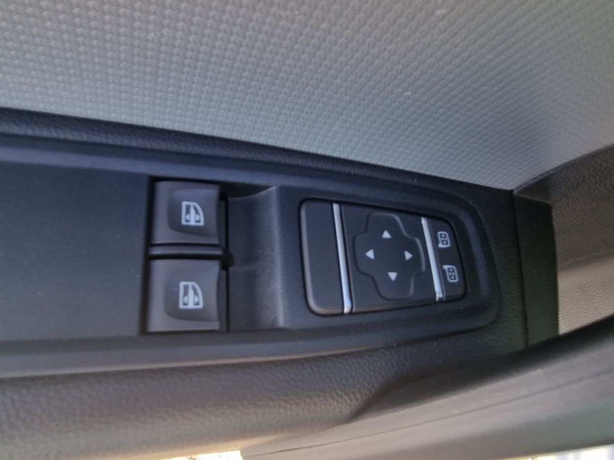 Fahrzeugabbildung Renault Kangoo Rapid Extra TCe 100