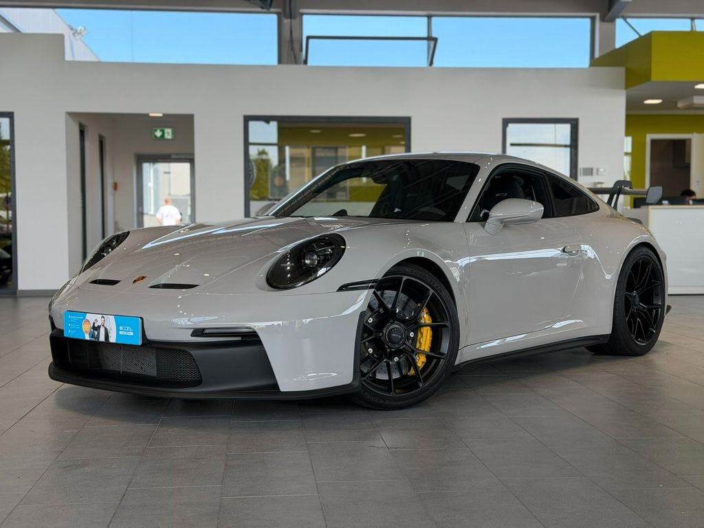 Image of Porsche 992
