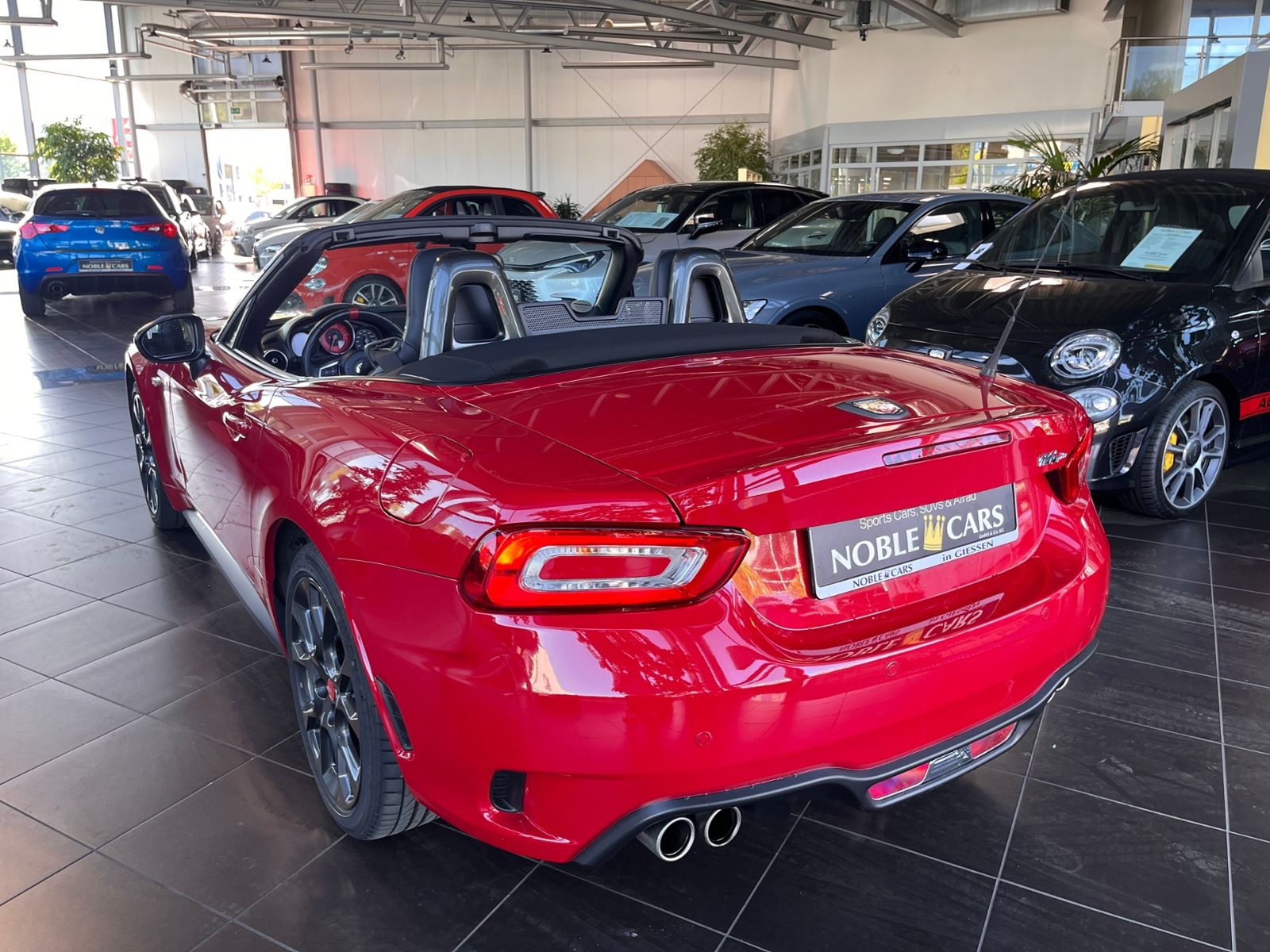 Fahrzeugabbildung Abarth 124 Spider Turismo LED BOSE NAVI