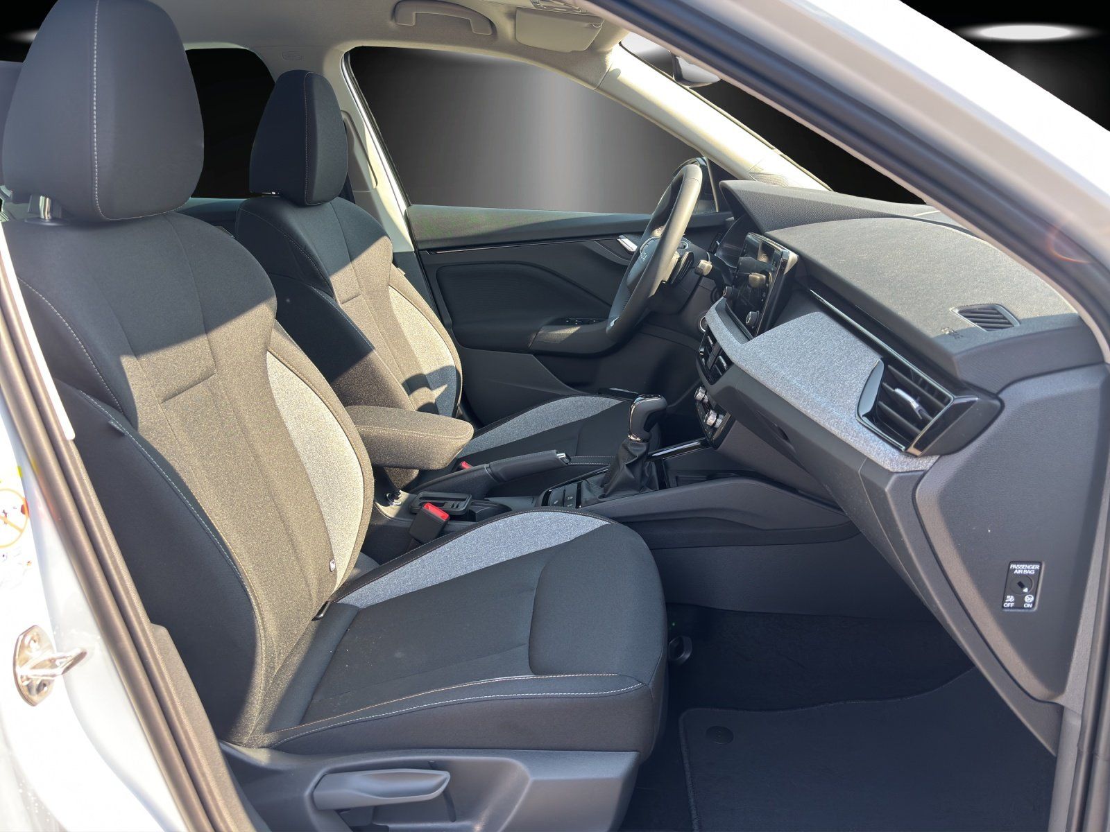 Fahrzeugabbildung SKODA Kamiq Balance 1,0 TSI 85 kW DSG AHK/MATRIX/RFK