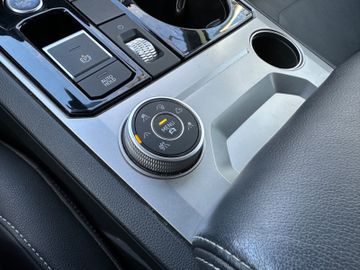 Fahrzeugabbildung Volkswagen Touareg 3.0 TDI R-Line 4Motion*Lenk.Hz*StHz*ACC*