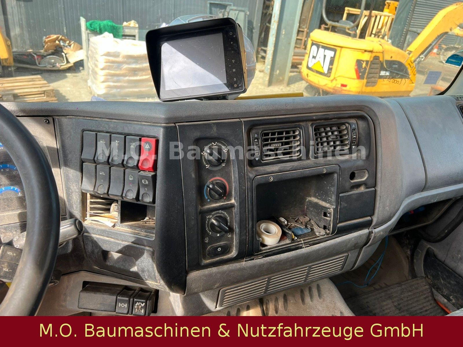 Fahrzeugabbildung Renault Midlum 180.12 DCI / Doka / Kipper / 4x2 /