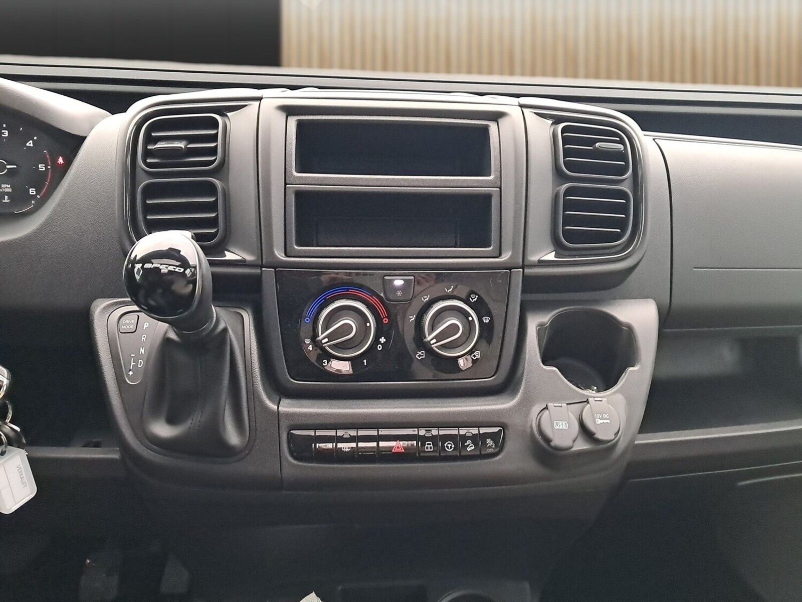 Fahrzeugabbildung Karmann Dexter DE 600 Automatik, Alu Felgen, Concept Pak