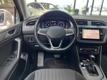 Volkswagen Tiguan Allspace - 11