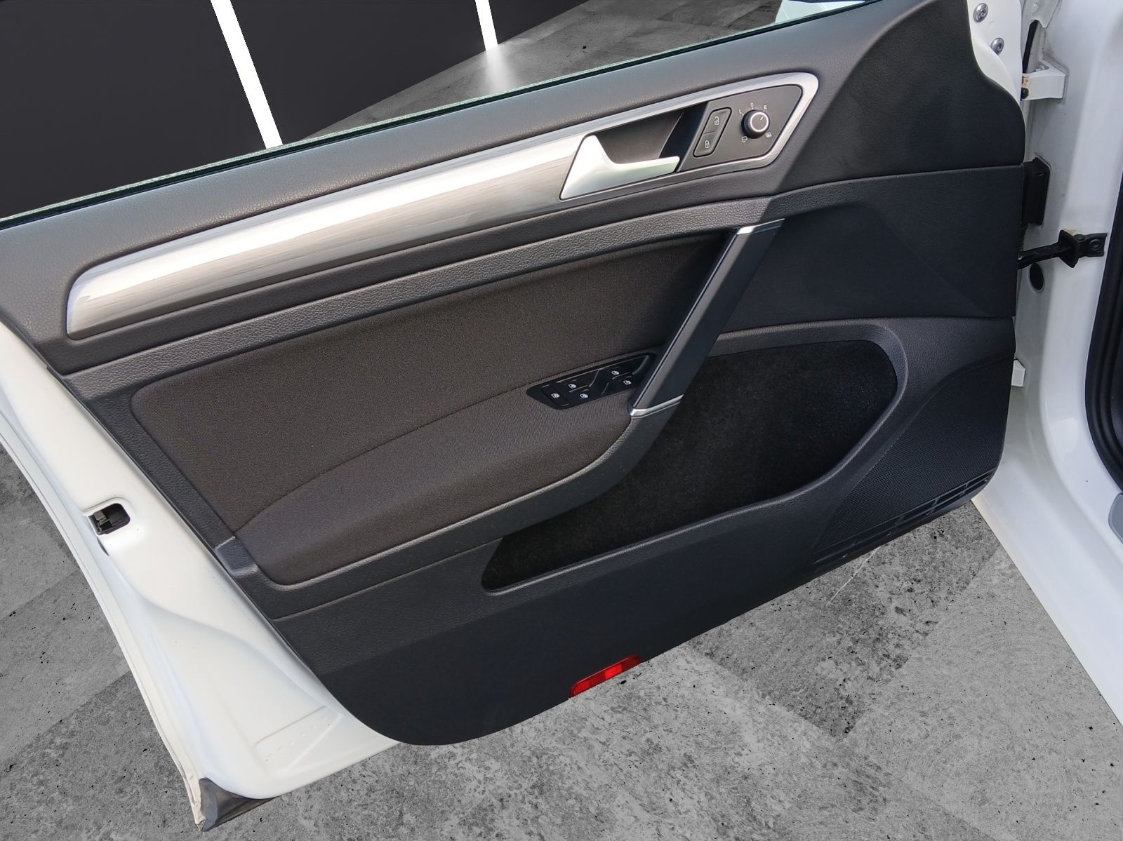 Fahrzeugabbildung Volkswagen Golf VII Variant TDI Allstar DSG Xenon Navi GRA