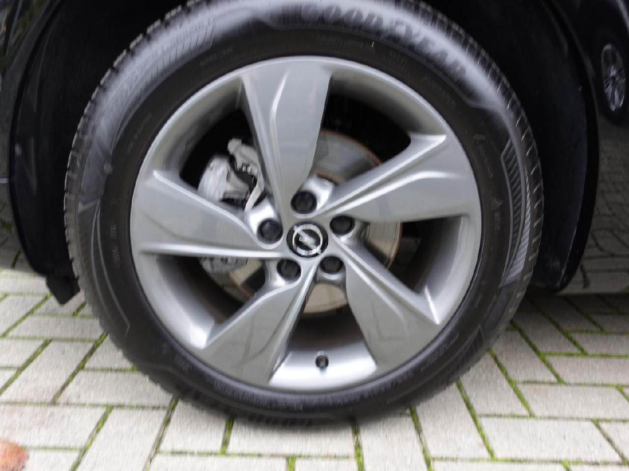 Fahrzeugabbildung Opel Grandland 1,2 GS Line