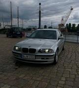 BMW 328i - - BMW 328 aus 2000: 328i