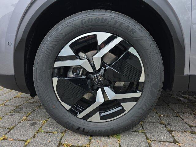 Peugeot 2008 GT 145 BAR +360°Kamera+Pano-Dach+Navi+ACC+