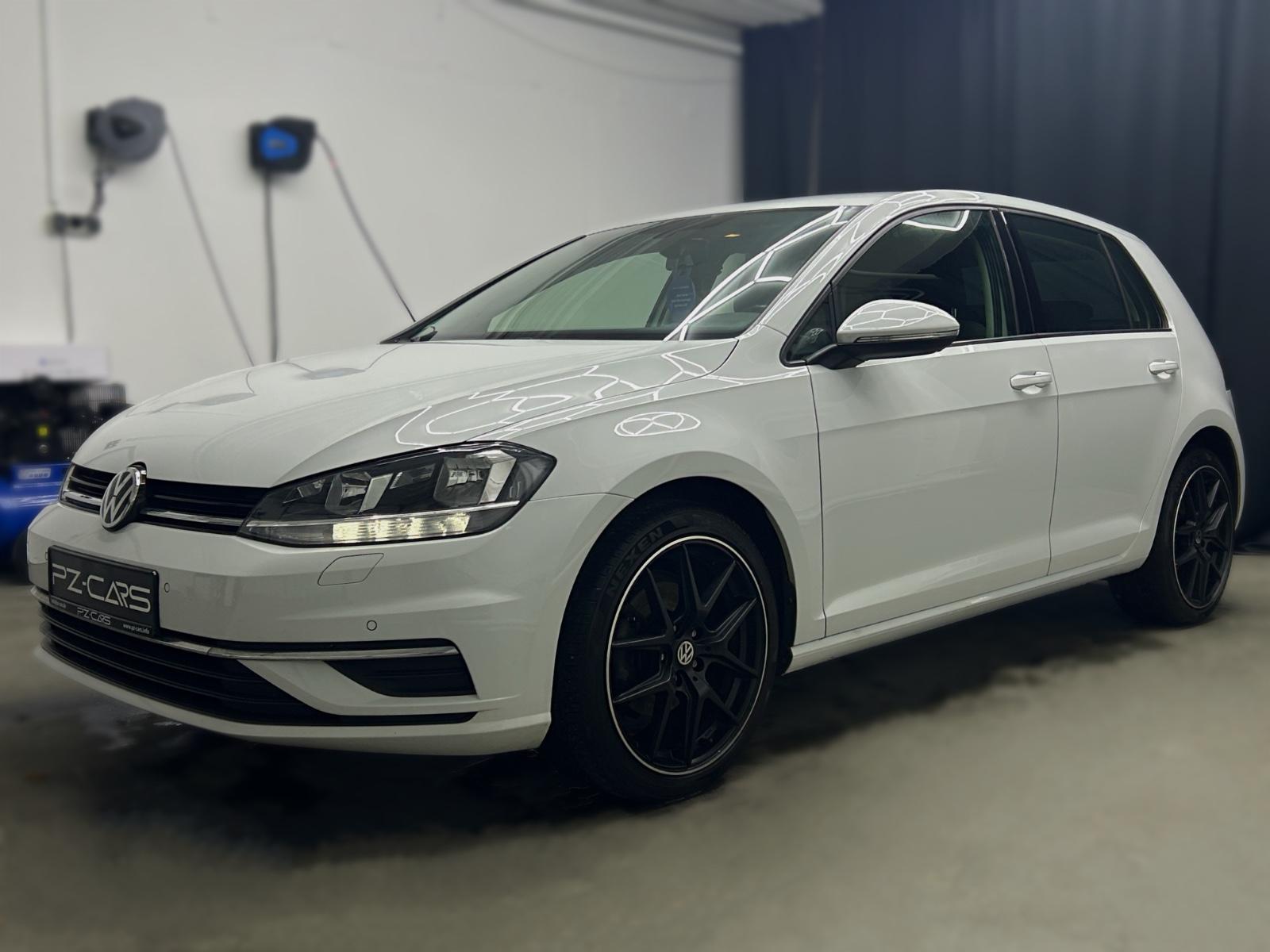 Volkswagen Golf VII DSG TDI FL|LED|Kamera|SHZ|Carplay|AHKsw