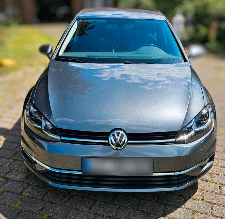 Image of Volkswagen Golf