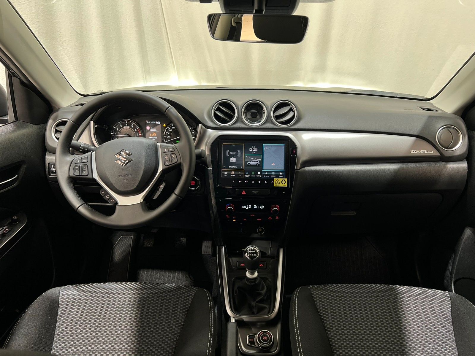 Fahrzeugabbildung Suzuki Vitara 1.4 Mild-Hybrid Comfort 4x4 -