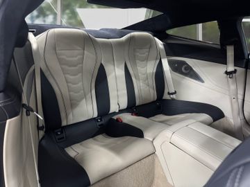 BMW M850 - 8