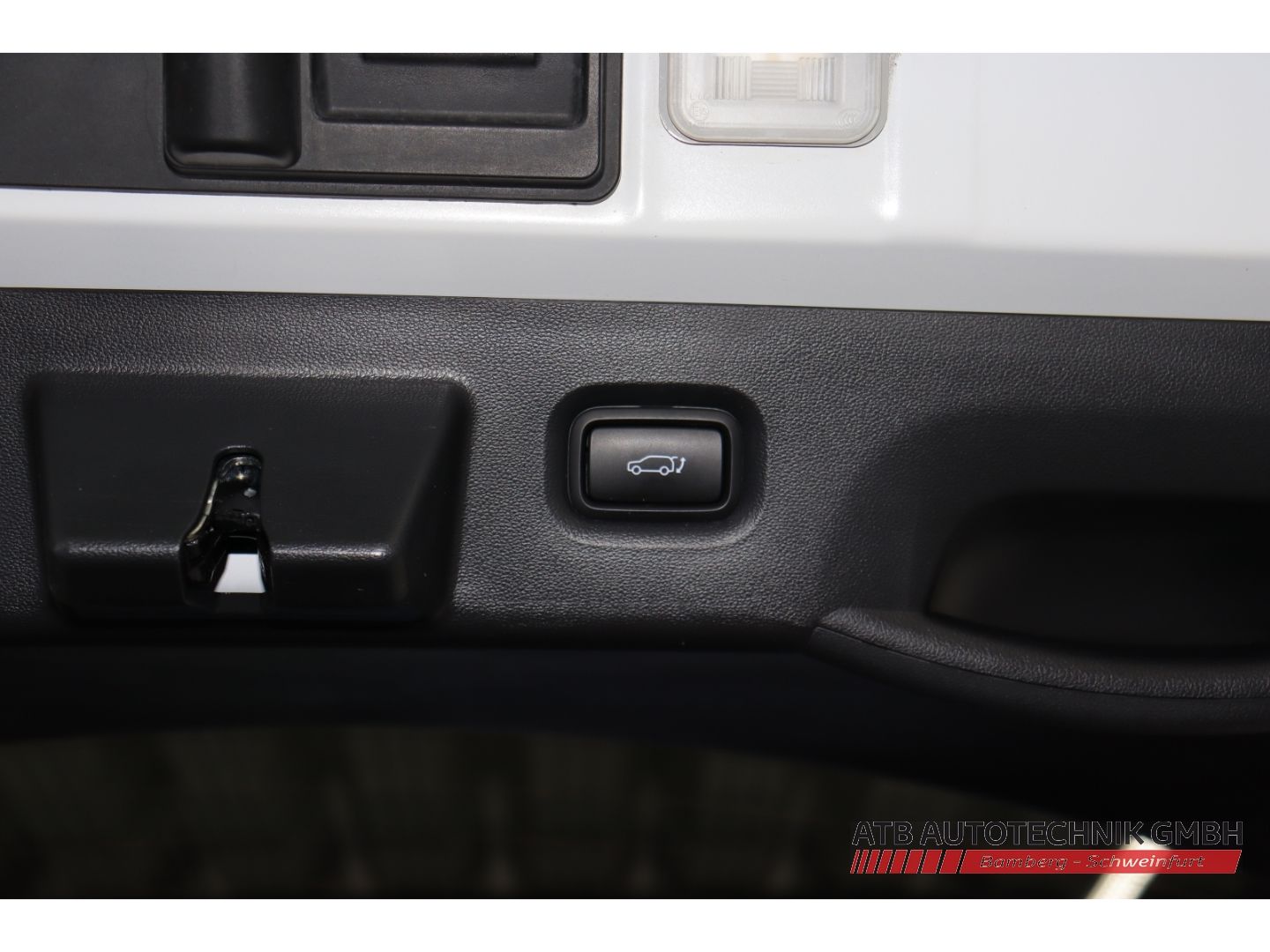 Fahrzeugabbildung Hyundai IONIQ 5 UNIQ 77,4kWh Batt. SOH98,1% 4WD HUD El.