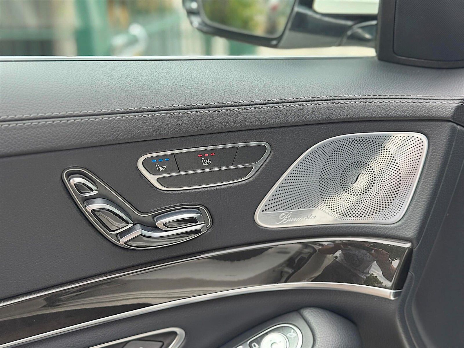 Fahrzeugabbildung Mercedes-Benz S 350d L BlueTec 4Matic Lang AMG-Line *Pano*ACC*