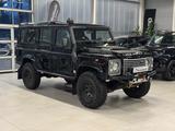 Land Rover Defender 110 SE Station Wagon "Maxi-UMBAU" - Land Rover Defender: Station Wagon
